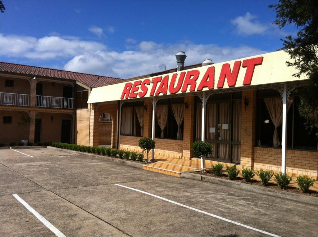ווינדזור Alexander The Great Motel מראה חיצוני תמונה